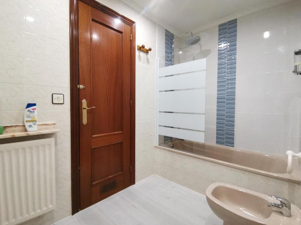 Apartamento Piso amplio y luminoso, La Pomar Langreo Exterior foto