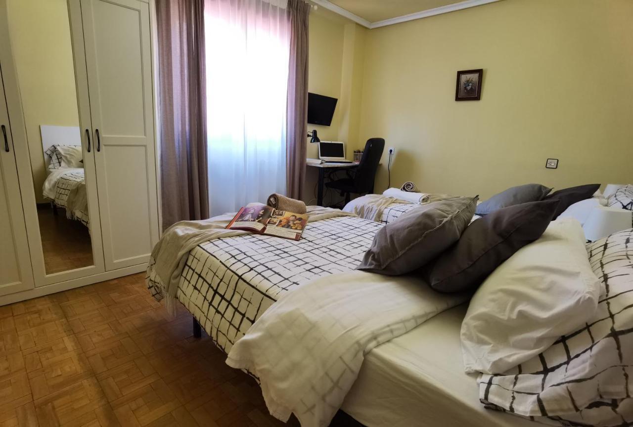 Apartamento Piso amplio y luminoso, La Pomar Langreo Exterior foto